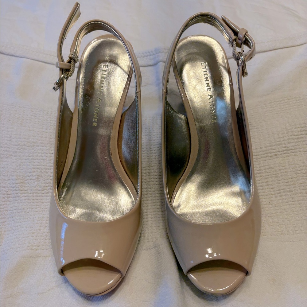 Etienne Aigner patent leather heels size 5 1/2